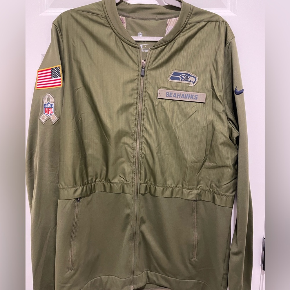 Nike - Salute to Service - Seattle Seahawks Jacket - Large